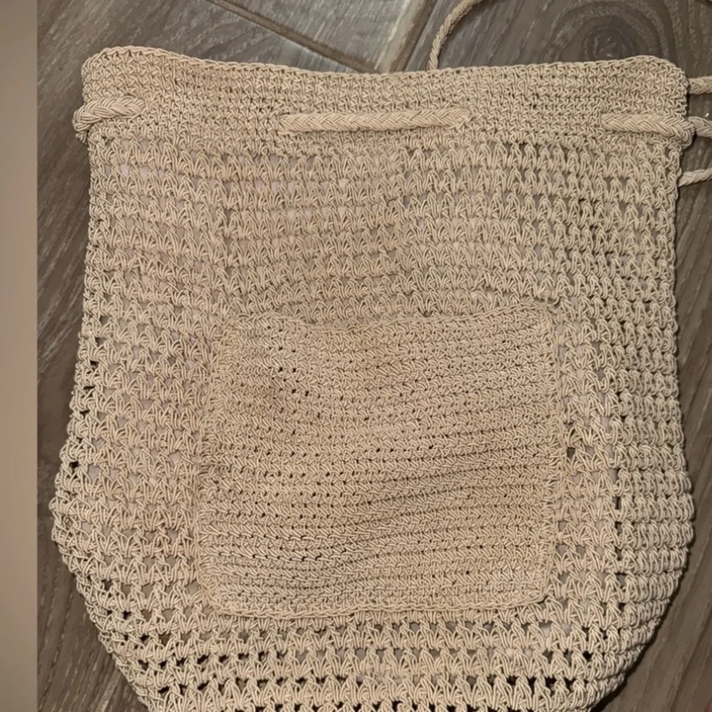 URBAN OUTFITTERS Ecote Moria Crochet Backpack in beige o/s